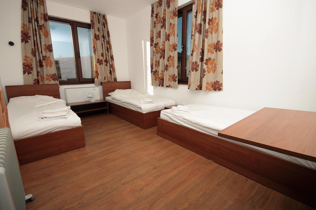 Yan Bibiyan Guest House Negusevo Kültér fotó